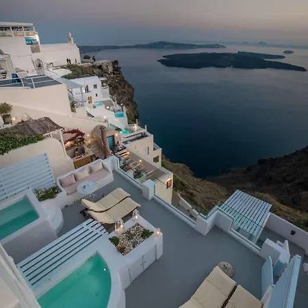 Pearl On The Cliff & By Pearl Collection 3* Fira (Santorini)