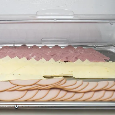 Pearl On The Cliff & By Pearl Collection 3* Fira (Santorini)