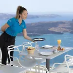 Hotel Pearl On The Cliff & By Pearl Collection Fira (Santorini)