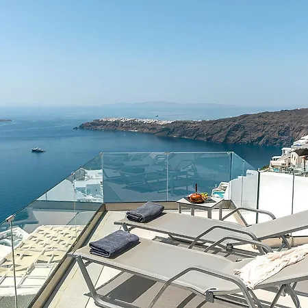 Pearl On The Cliff & By Pearl Collection 3* Fira (Santorini)