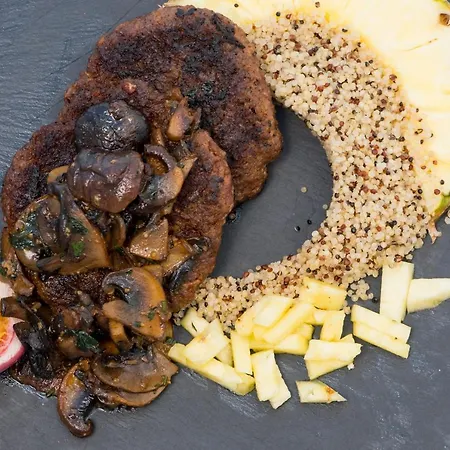 Pearl On The Cliff & By Pearl Collection 3* Fira (Santorini)