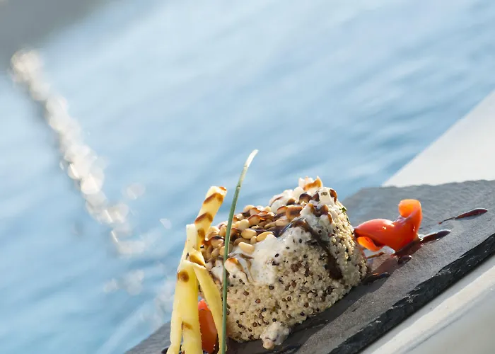 Hotel Pearl On The Cliff & By Pearl Collection