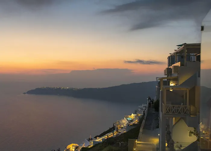 Pearl On The Cliff & By Pearl Collection Hotel