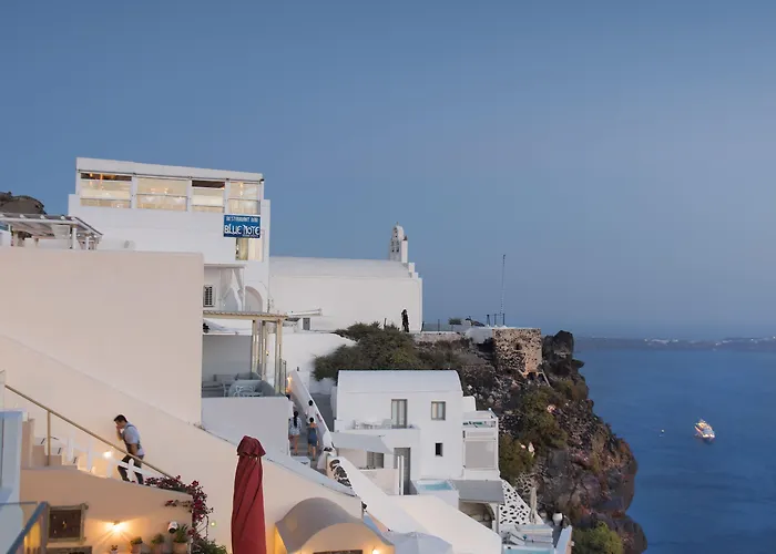 Pearl On The Cliff & By Pearl Collection Hotel Fira (Santorini)