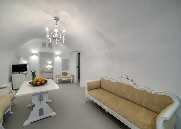 Hotel Pearl On The Cliff & By Pearl Collection