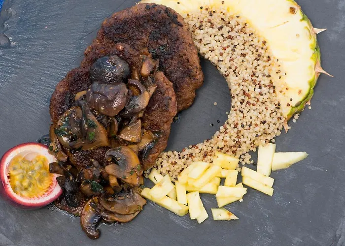 Pearl On The Cliff & By Pearl Collection 3* Fira (Santorini)