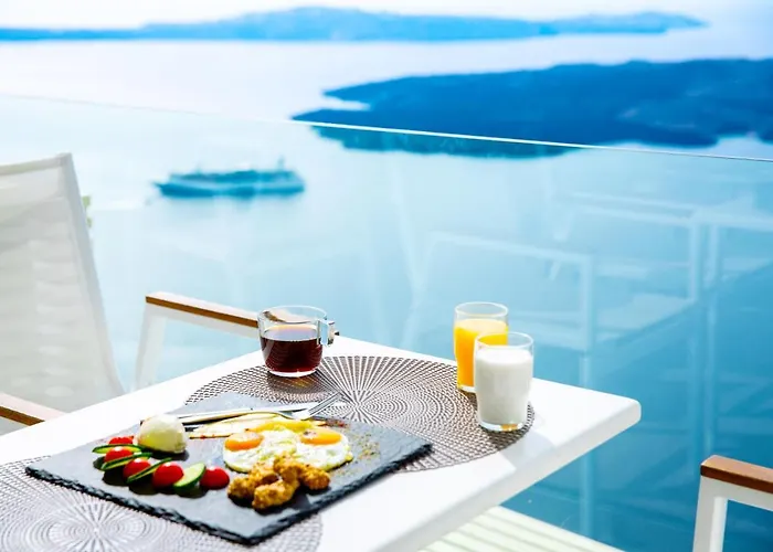 Pearl On The Cliff & By Pearl Collection