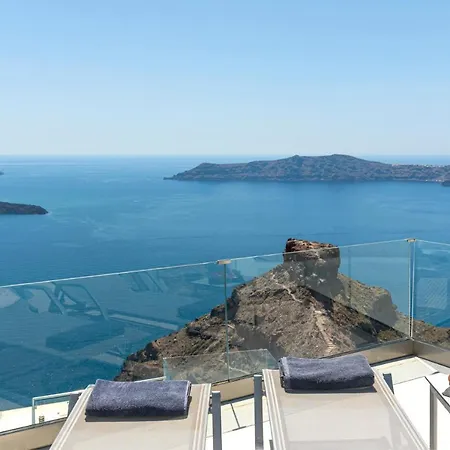 Hotel Pearl On The Cliff & By Pearl Collection 3*