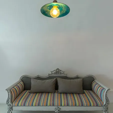 Pearl On The Cliff & By Pearl Collection Hotel Imerovigli (Santorini)