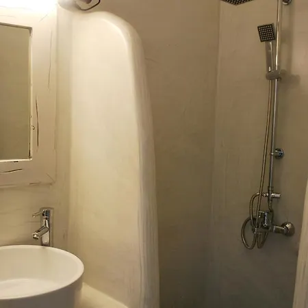 Pearl On The Cliff & By Pearl Collection Hotel 3*