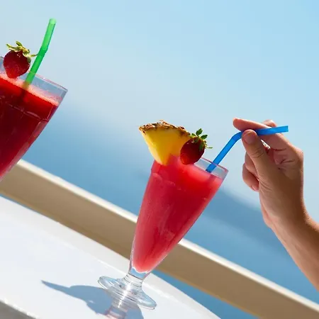 Hotel Pearl On The Cliff & By Pearl Collection Imerovigli (Santorini)