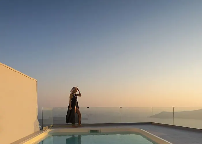 Pearl On The Cliff & By Pearl Collection