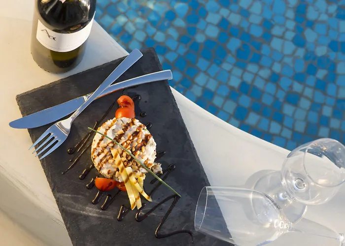 Pearl On The Cliff & By Pearl Collection Hotel