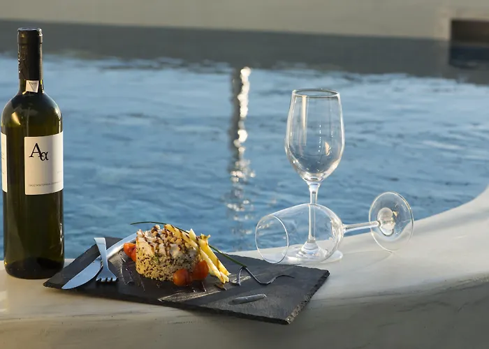 Pearl On The Cliff & By Pearl Collection Hotel