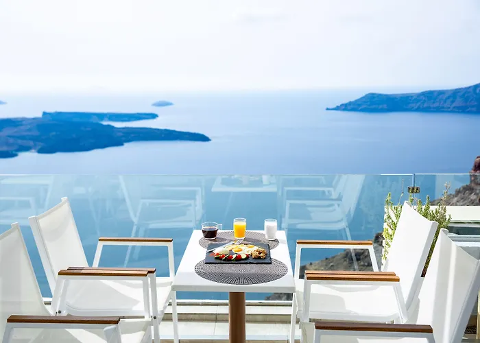 Pearl On The Cliff & By Pearl Collection Hotel