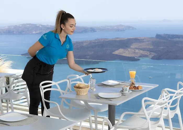 Hotel Pearl On The Cliff & By Pearl Collection Fira (Santorini)